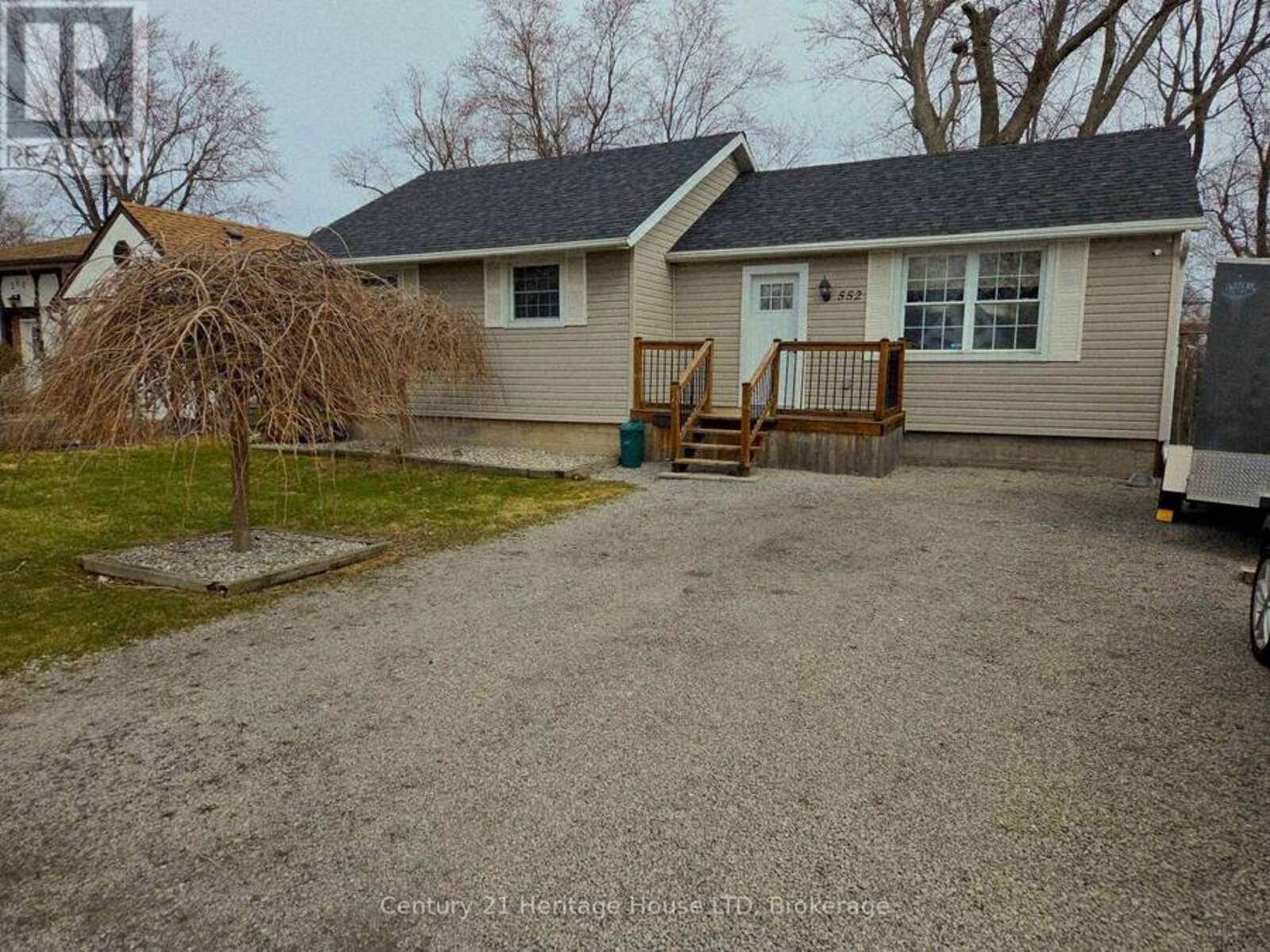 552 LAKEVIEW ROAD, Fort Erie, Ontario L2A 4W6