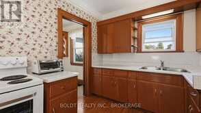 86 RYKERT STREET | St. Catharines Ontario | Slide Image Twelve