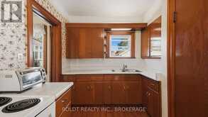 86 RYKERT STREET | St. Catharines Ontario | Slide Image Thirteen