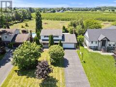 21 GARRISON VILLAGE DRIVE Niagara-on-the-Lake Ontario, L0S 1J0