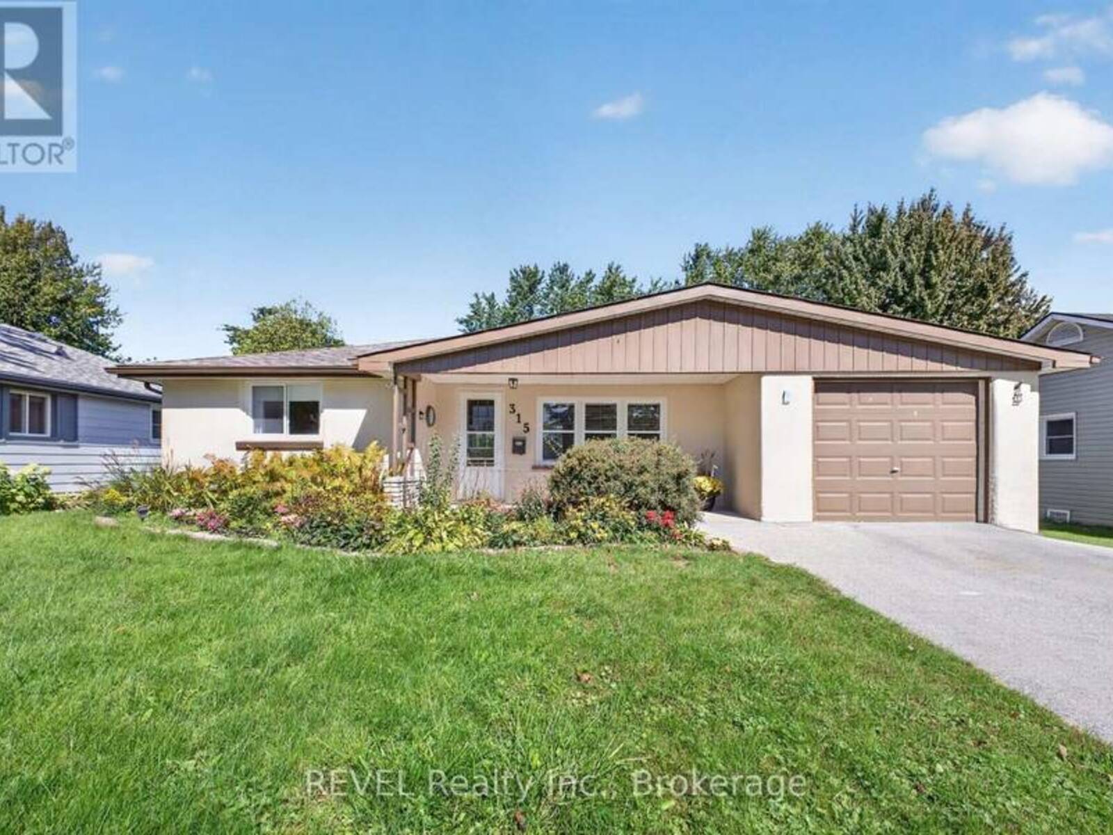 315 PARK AVENUE W, Dunnville, Ontario N1A 1M7