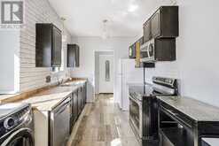 6916 DOLPHIN STREET | Niagara Falls Ontario | Slide Image Nine
