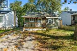 16 ACHILLES AVENUE | Welland Ontario | Slide Image Three
