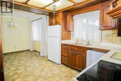 27 HUGHES AVENUE | Welland Ontario | Slide Image Twelve