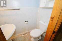 27 HUGHES AVENUE | Welland Ontario | Slide Image Nineteen