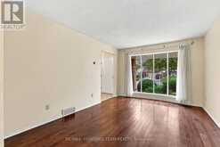 17 FARMINGTON DRIVE | St. Catharines Ontario | Slide Image Eight