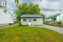 406 HENNEPIN AVENUE | Welland Ontario | Slide Image Three