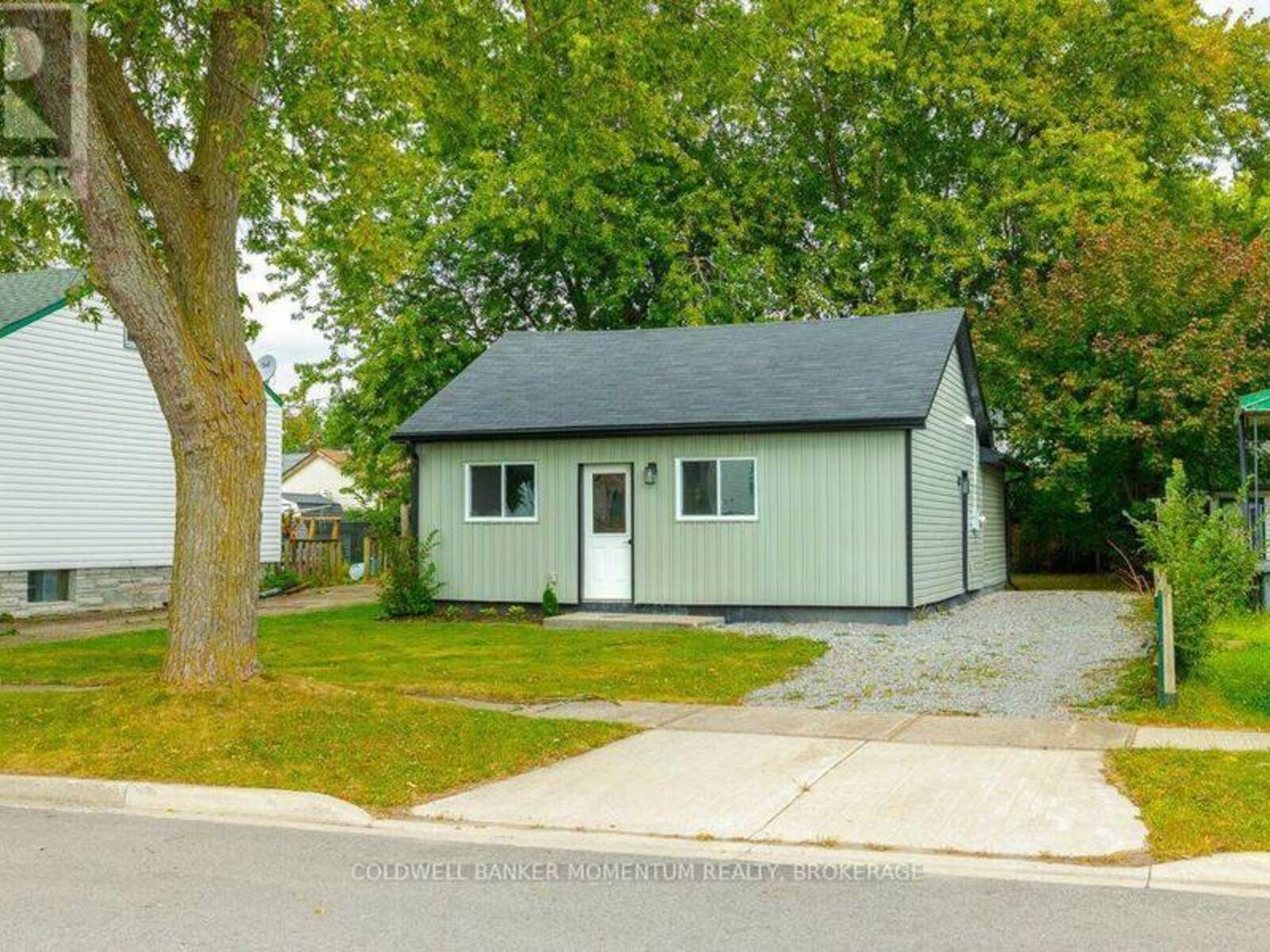 406 HENNEPIN AVENUE, Welland, Ontario L3B 4T5