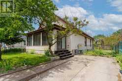 6401 TAYLOR STREET | Niagara Falls Ontario | Slide Image One