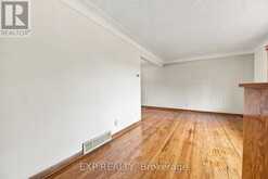 2 GLENGROVE CIRCLE | St. Catharines Ontario | Slide Image Six
