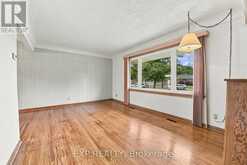 2 GLENGROVE CIRCLE | St. Catharines Ontario | Slide Image Seven