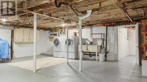 28 CHAPEL STREET S | Thorold Ontario | Slide Image Thirty-three