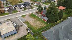 690 QUAKER ROAD | Fonthill Ontario | Slide Image Two