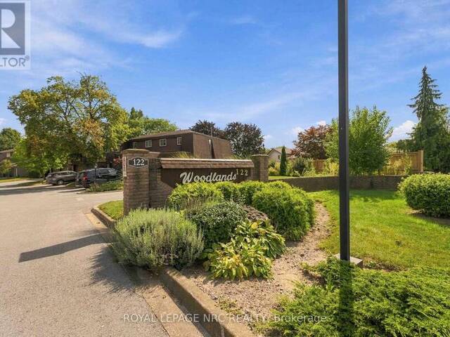 43 - 122 LAKESHORE ROAD St. Catharines Ontario, L2N 6N6 - 3 Bedrooms Condo For Sale