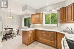 13 HARDWOOD GROVE | St. Catharines Ontario | Slide Image Thirteen