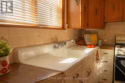 56 LYONS AVENUE | Welland Ontario | Slide Image Nine