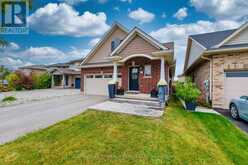 7 KENMAR COURT | St. Catharines Ontario | Slide Image Two