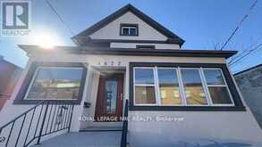 4677 CRYSLER AVENUE | Niagara Falls Ontario | Slide Image One