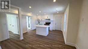 4677 CRYSLER AVENUE | Niagara Falls Ontario | Slide Image Twenty-nine