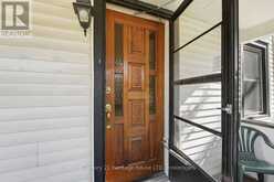 26 COVENTRY STREET | St. Catharines Ontario | Slide Image Four