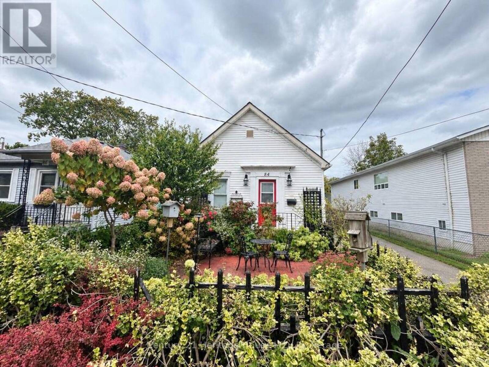 84 RYKERT STREET, St. Catharines, Ontario L2S 1Z6