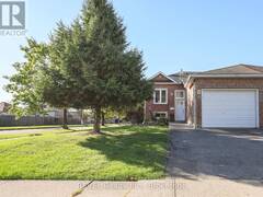 3 JACKSON COURT W Welland Ontario, L3C 7G2