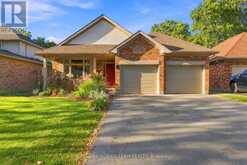 13 TIMBER LANE | St. Catharines Ontario | Slide Image One