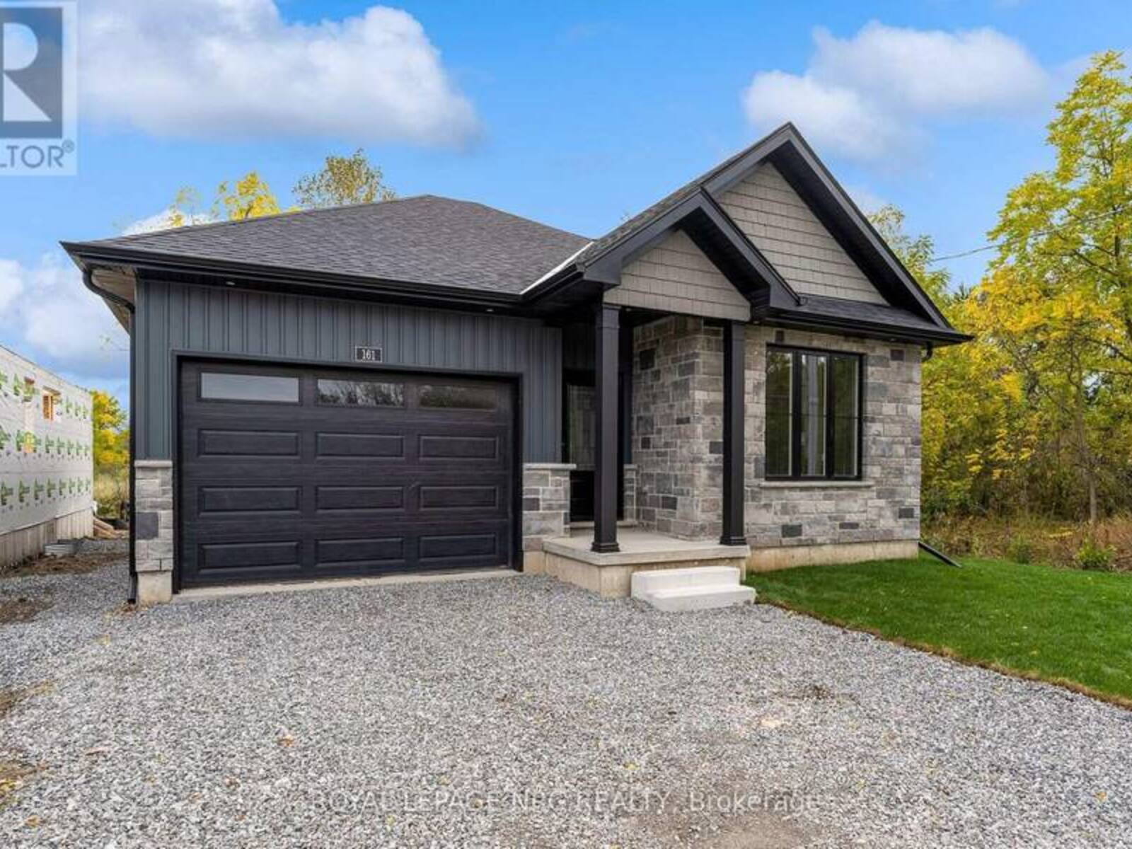 161 FORKS ROAD, Welland, Ontario L3B 6C5