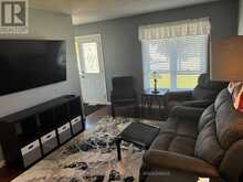 94 CARRIAGE ROAD | St. Catharines Ontario | Slide Image Six