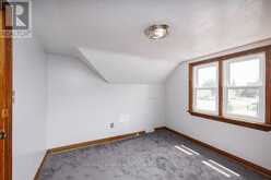18 PIETZ AVENUE | Welland Ontario | Slide Image Sixteen
