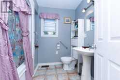 429 DELAWARE AVENUE | Fort Erie Ontario | Slide Image Fifteen