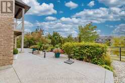 295 CREEKSIDE DRIVE | Welland Ontario | Slide Image Eight