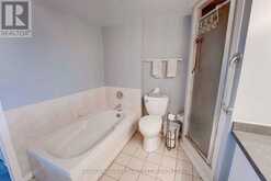 702 - 5100 DORCHESTER ROAD E | Niagara Falls Ontario | Slide Image Seventeen