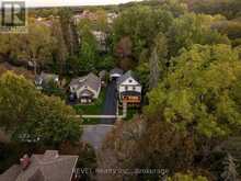 6 ELM AVENUE | Fonthill Ontario | Slide Image Ten
