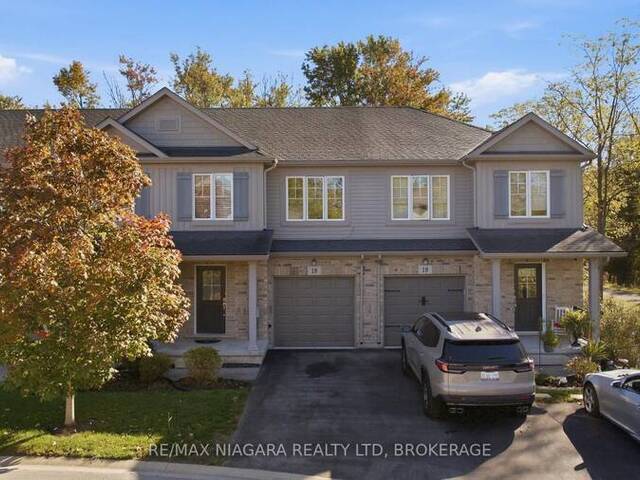 18 - 340 PROSPECT POINT ROAD N Fort Erie Ontario, L0S 1N0 - 3 Bedrooms Condo For Sale