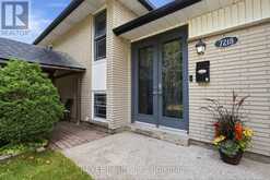 7218 MAYWOOD STREET | Niagara Falls Ontario | Slide Image Four