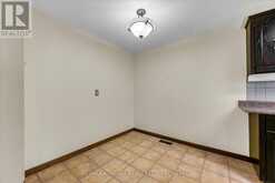 120 ELMA STREET | St. Catharines Ontario | Slide Image Nine