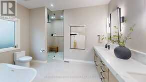 45 OARSMAN CRESCENT | St. Catharines Ontario | Slide Image Thirteen