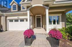 17 MILLS LANE | Niagara-on-the-Lake Ontario | Slide Image Two