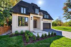 64 BAY BERRY LANE | Niagara-on-the-Lake Ontario | Slide Image Two