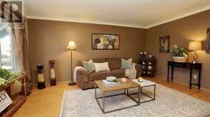 7030 WHITMAN AVENUE | Niagara Falls Ontario | Slide Image Four