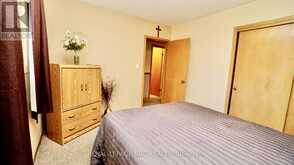 7030 WHITMAN AVENUE | Niagara Falls Ontario | Slide Image Eighteen