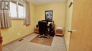 7030 WHITMAN AVENUE | Niagara Falls Ontario | Slide Image Twenty-two