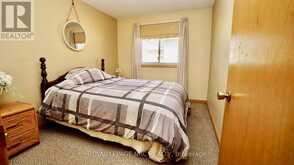 7030 WHITMAN AVENUE | Niagara Falls Ontario | Slide Image Nineteen