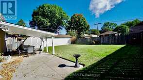 7030 WHITMAN AVENUE | Niagara Falls Ontario | Slide Image Thirty-nine