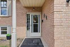 10 MICHELLE DRIVE | St. Catharines Ontario | Slide Image Four