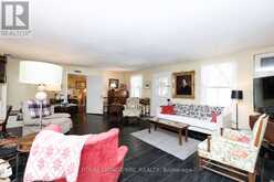 292 JOHNSON STREET S | Niagara-on-the-Lake Ontario | Slide Image Three
