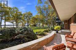 9985 NIAGARA RIVER PARKWAY | Niagara Falls Ontario | Slide Image Forty-three