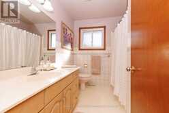 231 PRICE AVENUE | Welland Ontario | Slide Image Seventeen