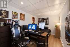27 HOLLYWOOD STREET S | Hamilton Ontario | Slide Image Eight
